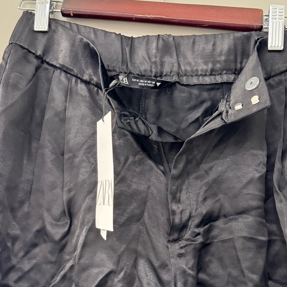 NWT ZARA black satin shorts - Picture 2 of 3
